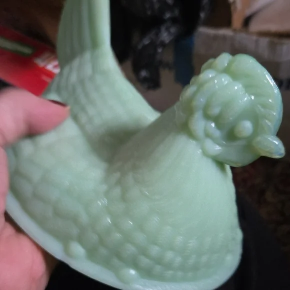 Mint Green Hen on Nest Dish Jadeit - Picture 8 of 15